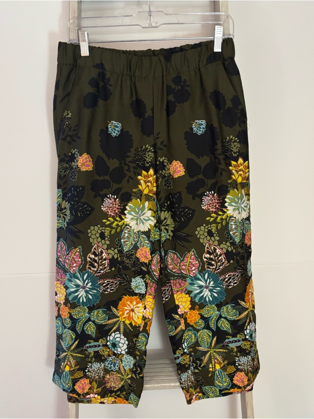90’s Olive Green elastic wide leg pants, floral, contemporary, celeb style, y2k